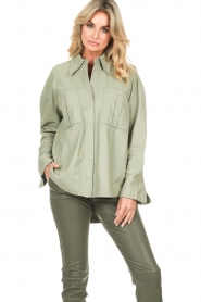 Ibana |  Leather blouse Tara | sage green  | Picture 7