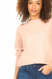 Knit-ted |  Knitted sweater Quirine | nude  | Picture 7