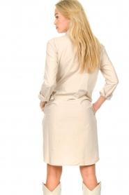Knit-ted |  Popline blouse dress Carla | beige  | Picture 7