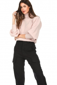 Magali Pascal |  Soft turtleneck with cashmere Ambar | pink  | Picture 4