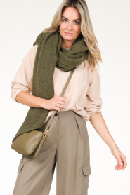 Little Soho |  Bouclé scarf Aria | army green  | Picture 2