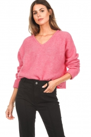 American Vintage :  Soft woolen V-neck sweater East | pink - img4