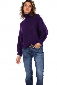 Second Female :  Turtleneck sweater Brook | purple - img6