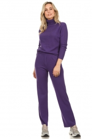 Not Shy |  Cashmere trousers Dulcina | purple   | Picture 3