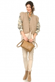 Kiro by Kim :  Knitted waistcoast Leanne | beige - img3