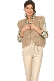 Kiro by Kim :  Knitted waistcoast Leanne | beige - img5