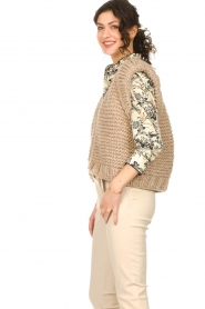 Kiro by Kim :  Knitted waistcoast Leanne | beige - img6