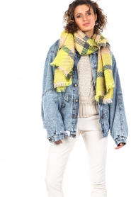 Moment Amsterdam |  Checkered scarf Mila | yellow   | Picture 3