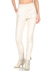 Ibana :  Stretch leather pants Colette | white - img4