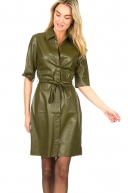 Dante 6 | Faux leather jurk Baroon | olijf groen  | Afbeelding 4