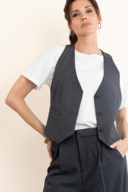 Copenhagen Muse |  Waistcoat with V-neck Tailor | grey  | Picture 2