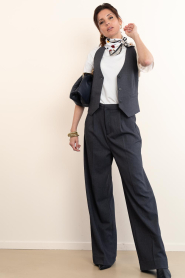 Copenhagen Muse |  Waistcoat with V-neck Tailor | grey  | Picture 3