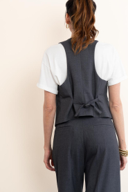 Copenhagen Muse |  Waistcoat with V-neck Tailor | grey  | Picture 6