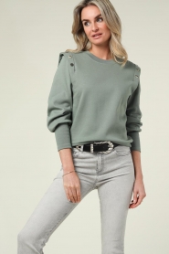 Dante 6 :  Sweater with statement shoulders Verner | green - img5