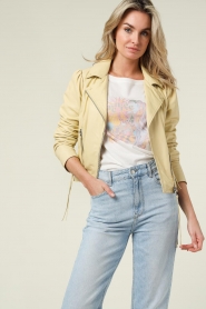 Ibana |  Leather biker jacket Brenna | yellow  | Picture 6