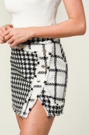 Liu Jo :  Boucle mini skirt Sarafina | black and white - img8