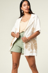 Greek Archaic Kori |  Embroidered linen blouse Phoebe | white  | Picture 2