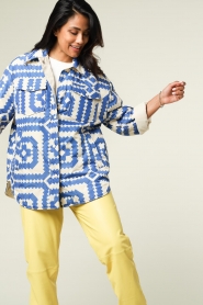Second Female |  Oversized jacket with print Luna | Blue   | Picture 5