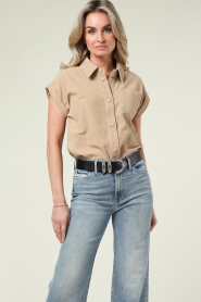 Alter Ego | Suede blouse Mia | beige  | Afbeelding 4