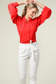 D-ETOILES CASIOPE |  Travelwear blouse with puff sleeves Doris | red  | Picture 6