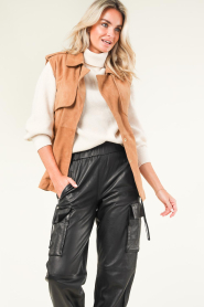 Ibana |  Suede gilet Jasmijn | camel  | Picture 6
