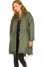 American Vintage |  Oversized parka with teddy lining Akocity | green   | Picture 6