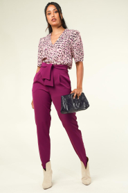 Silvian Heach |  Trousers with bow belt Verla | purple  | Picture 3