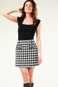 Kocca |  Pied-de-poule skirt Aithay | black & white  | Picture 6