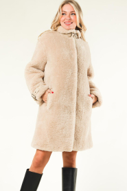 Liu Jo |  Luxe teddy with faux leather details Manon | beige  | Picture 6