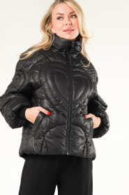 Ibana |  Puffer coat with heart shaped stitching Carty | black   | Picture 2