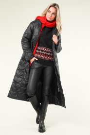 Ibana |  Long puffer with heart shaped stitching Cora | black   | Picture 4