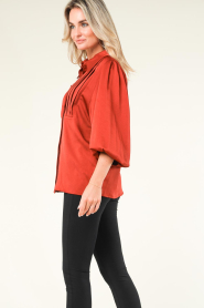 Silvian Heach |  Oversized plissé blouse Patrizia | brown  | Picture 7