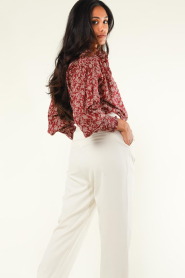 Moment Amsterdam |  Blouse with paisley print Chloe | bordeaux  | Picture 8