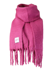 Moment Amsterdam |  Soft wool blend scarf Laura | pink  | Picture 1