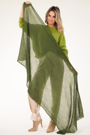 Moment Amsterdam :  Large soft wool blend scarf Lilly | green - img3