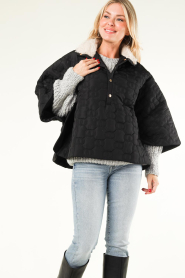 Twinset |  Padded cape Norah | black  | Picture 4