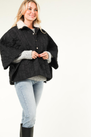 Twinset |  Padded cape Norah | black  | Picture 6