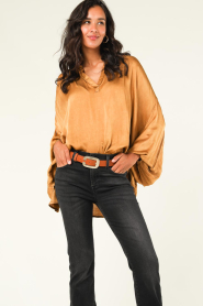 Mes Demoiselles |  Washed out silk top Vianey | camel  | Picture 5