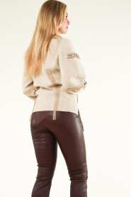 Mes Demoiselles |  V-hals sweater with braided details Takumi | beige  | Picture 8