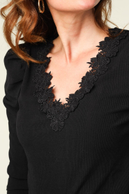 Aaiko |  Top with lace details Qian | black  | Picture 9