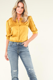 Dante 6 |  Silk blouse with puff sleeves Pernau | yellow  | Picture 6