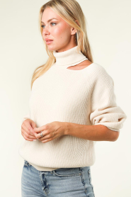 Dante 6 :  Knitted sweater with cut-outs Marenna | natural - img5