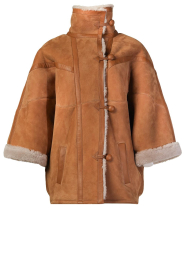Alter Ego |  Leather lammy with wooden closure Gaia | camel   | Picture 1