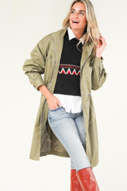 ba&sh |  Oversized twill trenchcoat Tylan | green  | Picture 2