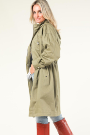 ba&sh |  Oversized twill trenchcoat Tylan | green  | Picture 8