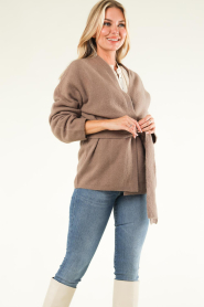 Knit-ted |  Soft knitted cardigan Silvie | taupe  | Picture 4