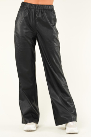 Knit-ted |  Faux leather pants Ivy | black  | Picture 4