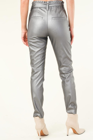 Knit-ted |  Faux leather pants Francis | metallic grey  | Picture 8