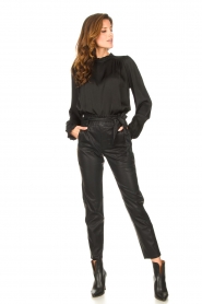 Freebird :  Blouse with puff sleeves Izzy | black  - img3