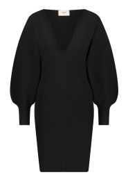 Freebird |  Knitted dress with balloon sleeves Faizah | black  | Picture 1